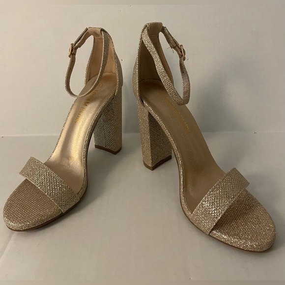 New DREAM PAIRS Women's Gold Hi-Chunk Heel Sandals, Size 5 - Picture 1 of 5